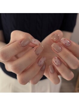 シアン(cyaan)の写真/ニュアンスネイルが得意のサロン*毎月変わるデザインで飽きずに長く通えます◎持ち込みもOKです!