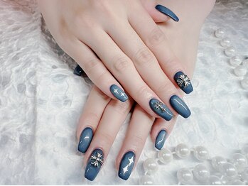 キラネイル(Kira Nail)の写真/900色のカラー＆パーツ多数♪持ち込みOK◎マグネット/ラメ/ニュアンスカラーも★期待以上の仕上がりに♪