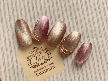 ネイルサロンアンドスクールラグマイア(Luxmaia)の写真/【初回オフ無料♪定額ジェル(ケア込み)】本部認定講師担当!アート/カラー各200種類!豊富なサンプル!