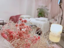 リリーミー(Lily Me)の雰囲気（夜営業で、1日の終わりに癒されながらまつげパーマを♪[一重］）