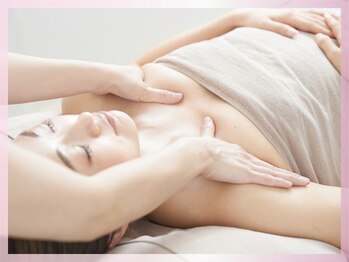 サロンドフェリーチェ(Salon de Felice)/バストケアで美乳に◎