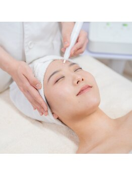 骨盤ダイエットサロン カンフリエ(camphrier)/シミケア【リシルク】