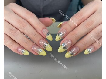 ココナッツネイル/