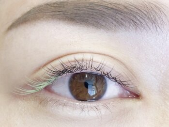 ミニョンアイラッシュデザインサロン くずは店/＋カラー　【ライトグリーン】