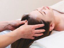 うるおいの雰囲気（リンパマッサージ×ヘッドマッサージで肩凝り、首こり、頭痛解消）