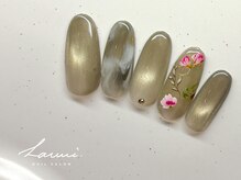 ラウミー(Laumi)/ニュアンス×フラワー