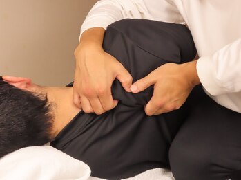 フラット 新宿新大久保店(FLAT)/肩こり専門セラピストによる施術