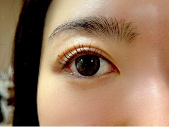 エイチアンドコー(H&Co.)の写真/LEDエクステ導入♪敏感肌や反応が出やすい方のリスク減、持ちの良さ◎お悩みやご要望もご相談ください♪