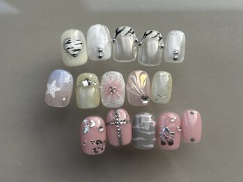 アイネイルズ 恵比寿店(I nails)の写真/キラキラネイルにうっとり♪毎日のモチベーションUP☆トレンドCollection9480円～[恵比寿]