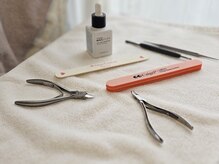 ネイルズアンドビューティー バイ エム(Nails and Beauty by M)の雰囲気（ 厳選した道具で足元をケア。自分では難しい角質もスッキリ。）
