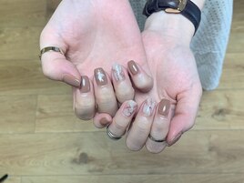 ブラウン大理石+シェル