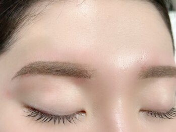 エルナチュール 上通(L nature)/平行アーチ眉