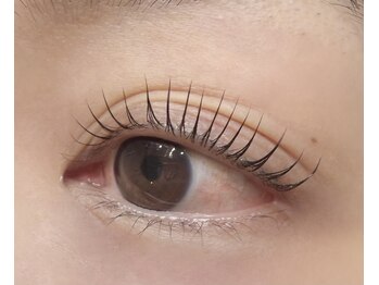 アトリエバンビ(atelier Bambi)/まつげパーマ・ラッシュリフト＊