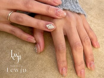 レウジュ(Lewju)/上品大人ネイル