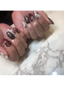 ネイルアンドアイラッシュヴィーナ ゆめタウン廿日市店 (Nail&EyeLash Vina)/