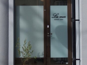 ラ メール(La mer)/店舗入口