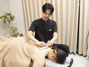 ハリキー(鍼×KEY)/深層を温めるから効く！