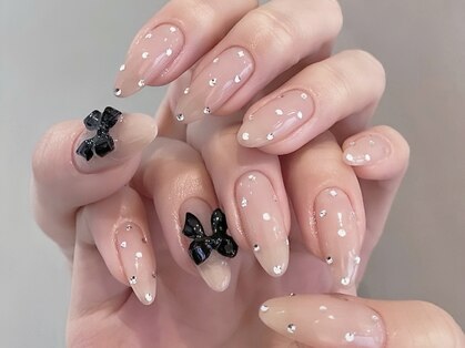 ブラソンネイル(Blossom nail)の写真