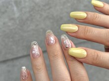 アウラ(Aula)/yellow×ラメ