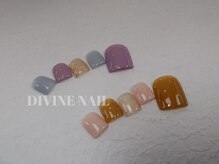 ディバイン ネイルズ(DIVINE NAILS)/フット・シンプル定額