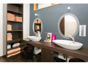 ヴォアール(VOIR)/メイクスペース