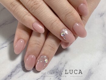 ネイルアトリエルカ(nail atelier LUCA)/W-317 大人可愛いハートネイル