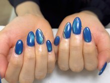 レノヴィア(Re:novia)の雰囲気（初夏を思わせる鮮やかなブルーのマグネット☆）