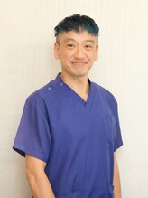 鴨居よつば整骨院 津坂 三三央