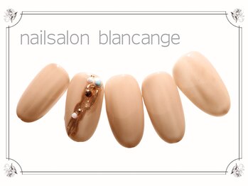 ネイルサロン ブランアンジュ(Blanc Ange)/艶々カラー1色+上品アート1本