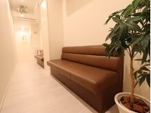 アンヨガスタジオ(Ann Yoga Studio)/レッスン前の待合スペースも◎