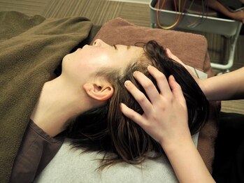 ビハダ(BIHADA)/美容鍼後のヘッドマッサージ♪