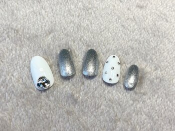 ジュリネイル(JULIE NAIL)/ワンホン・韓国・Vカット