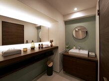 ビープラス(B-PLUS)の雰囲気（パウダールームでお化粧直しも◎ドライヤー・基礎化粧品ご用意有）