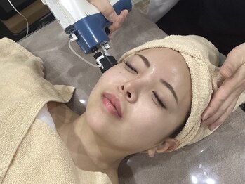 ルミネル 名古屋新栄(Luminelle)/エクソソーム&エラスチン導入