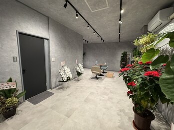 エピノン 山口岩国店(Epinon)/待合スペース