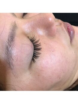 フリルアイビューティ 豊中店(Frill Eye Beauty)/