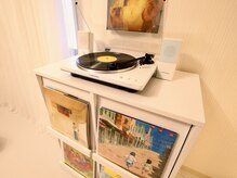 コトラスパ(KOTORA SPA)の雰囲気（手軽に音楽を聴ける今に、針を落とし、レコードを♪）