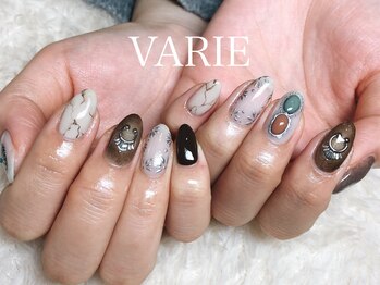 ヴァリエ(VARIE)/