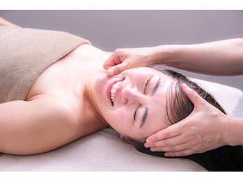 小顔フェイスラボ 金山店(小顔Face Labo.)/小顔コルギ