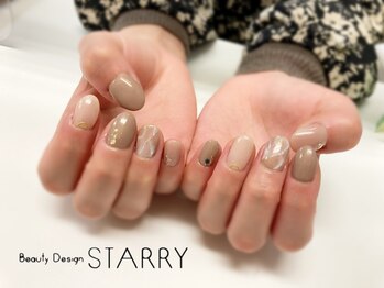 スターリー(STARRY)/ニュアンス ショートネイル
