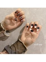 リリフリー(riri Free)/アシメネイル