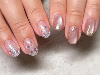 シーン(SHEEN)/ホログラムで夏ネイル