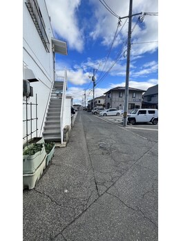 ラヴェール(LOVEiL)/【4】じじばばさんをすぐ左折