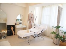 アベニール(AVENIR)の雰囲気（芦屋の肌質改善エステ フェイシャルメニューにはデコルテケア付）