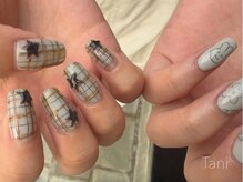 ローブ ネイル アイラッシュ(LOAVE NAIL EYELASH)/落書きチェックネイル