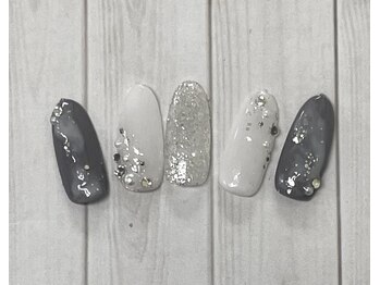 ティーエヌ イトーヨーカドー能見台店/季節の定額6600円コース