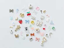 パーツは100種類以上から選べます♪