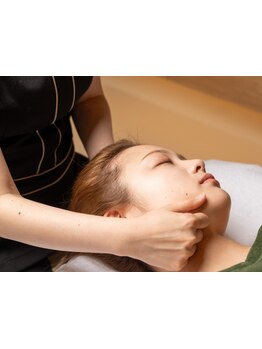 ホウレイ線・たるみ改善！予防ケア