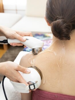 SALON MITSUHAの写真/【360度美シルエット】自分では見えない背中・腰肉を撃退☆華奢見えを叶える筋膜造形*理想のボディに♪