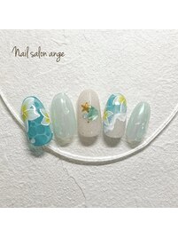海辺のプルメリアネイル